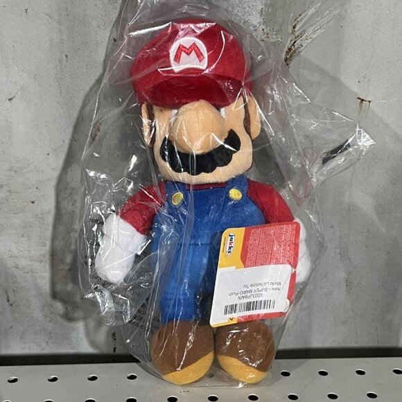 Jakks Super Mario 9 inch Plush Toy - Picture 6 of 6